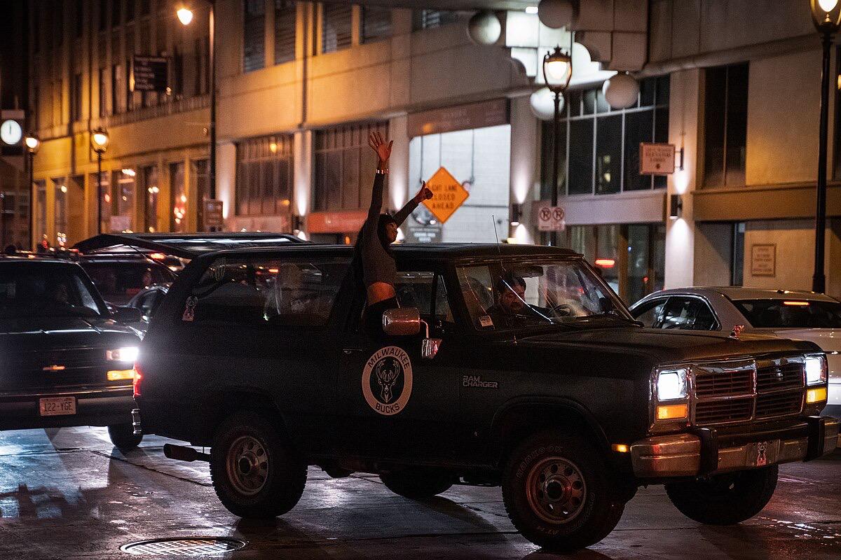 字母哥2021总决赛封神之战：50分关门战与膝伤奇迹复出全记录